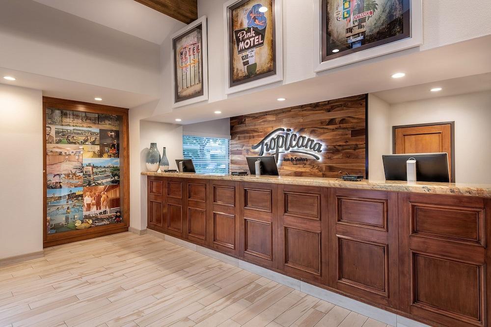 Tropicana Inn & Suites أنهايم المظهر الخارجي الصورة